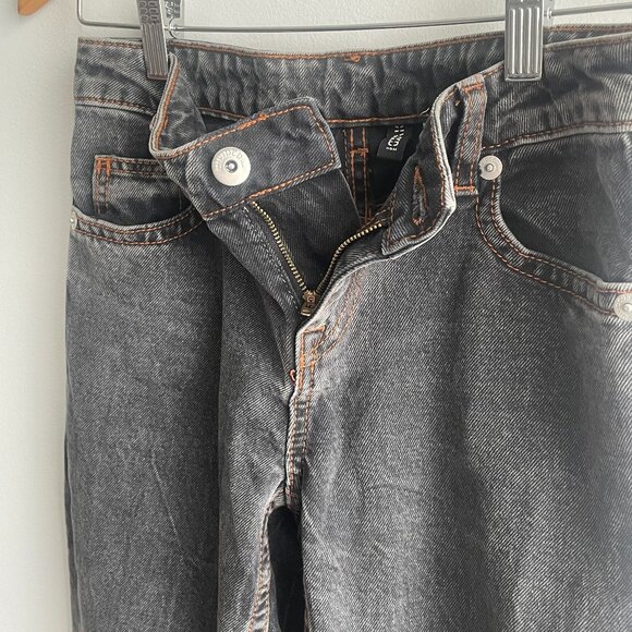 Washed black H&M jeans size 0 - Picture 3 of 5